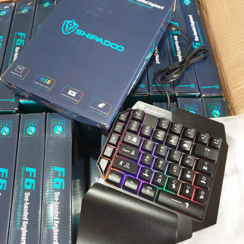 One%20Hand%20Wired%20Keyboard%20Mini%20Gaming%20Shipadoo%20F6%20Keyboard%20-%20Image%208