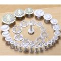 33 pieces / set Sugarcraft cake decoration tool set Fondant diver cutters cake tools Cookie Biscuit cake mold baking accessories. 