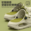 Thick-Soled Clog Shoes for Men, Summer Outdoor Closed-Toe Slippers, Sports Sandals, Non-Slip Beach Slippers with Cushioning, Outdoor Wear. 