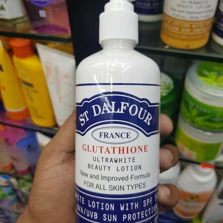 st dalfour glutathione whitening lotion St DALFOUR Gold Vitamin C Body Lotion Glutathione Whitening & Brightening  Lotion 300ML Moisturizing 100%Original UVA Sun Protection SPF 50+ 👇  Product Details 👇 👉 ST. DALFOUR GLUTATHIONE Whitening Lotion with SPF main image 0