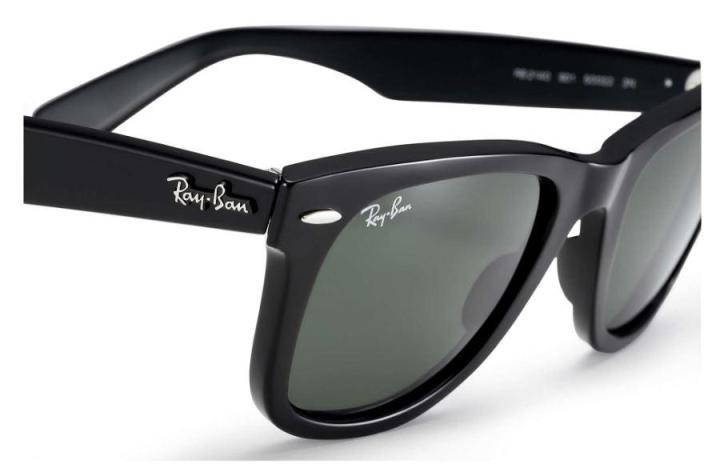 Ray-Ban Polarized Black Color Wayfarer 100% UV Protection Men's Sunglass