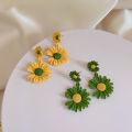 【Special offer】Age-reducing Earrings Earrings Women's Earrings Undefeated Little Daisy 2021 New Fashionable Simple Flower Earrings. 