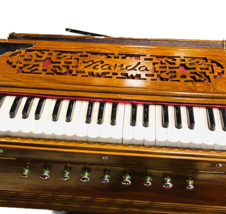 Nanda%20Brand%20Harmonium%20Serpina%202%20Set%20with%20Bag%20%7C%202%20Year%20Warranty%20Indian%20Serpina%20with%20Stick%20Keys%20Teak%20Wood%20%20%E0%B7%83%E0%B6%BB%E0%B7%8A%E0%B6%B4%E0%B7%92%E0%B6%B1%E0%B7%8F%202%20year%20warranty%20Stick%20Keys%20Teak%20Wood%20(Made%20With%20Premium%20Quality%20Reeds)%20indian%20serpina%20indian%20harmonium%20piano%20keyboard%20traditional%20instrument%20-%20Image%205