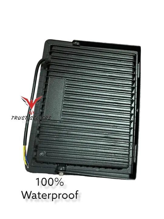 LED%20Floodlight%2010W%20Flashlight%20Waterproof%20IP66%20Rating%20-%20Image%206