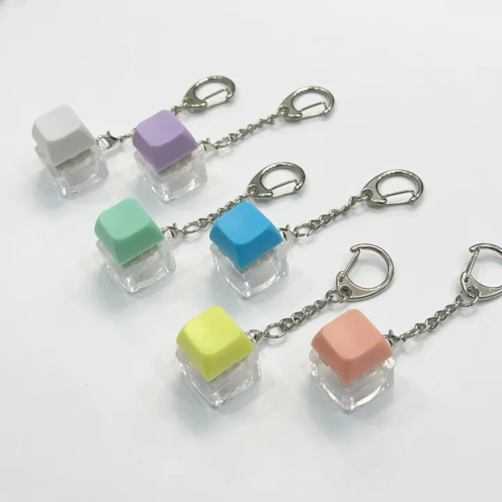 Plastic%20Mechanical%20Keyboard%20Keychain%20Led%20Press%20Button%20Keychain%20Realistic%20Illuminated%20Led%20Key%20Chain%20for%20Night%20Visibility%20Tech%20Enthusiasts%20Gifts%20For%20Programmers%20-%20Image%204