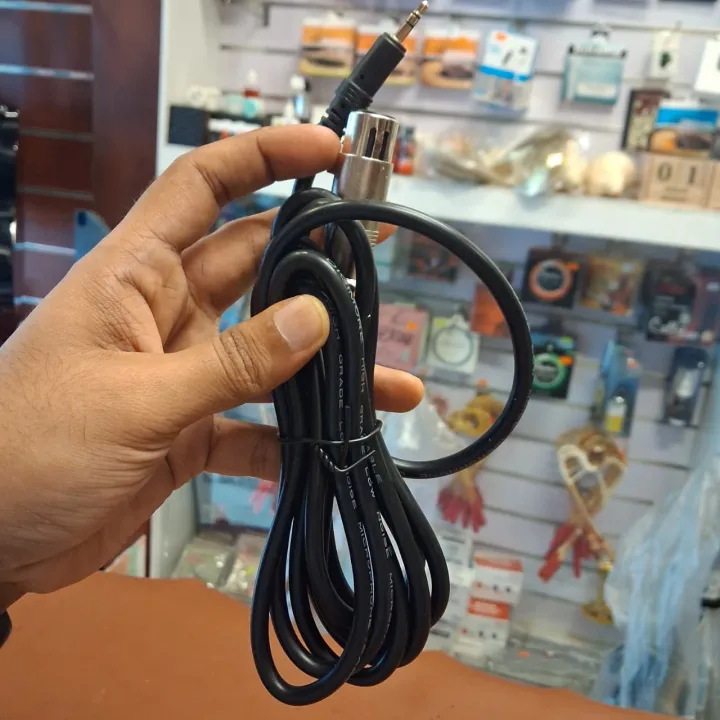 Professional%20Studio%20Record%20Condenser%20Microphone%20U87%20With%20Shock%20Mount,%20XLR%20to%203.5mm%20Audio%20cable,%20Mic%20Foam%20For%20Mobile%20Computer%20laptop%20Gaming%20Podcast%20Silver%20Reference%20Quality%20Condenser%20Microphone,%20Large%20Diaphragm%20Recording%20mic%20-%20Image%204