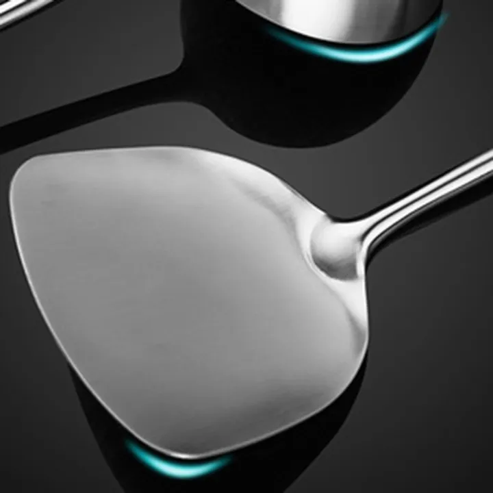 304%20Stainless%20Steel%20Frying%20Spoon%20With%20Rosewood%20Handle%20and%20Extended%20Chef%20Special%20Frying%20Spoon%20-%20Image%204
