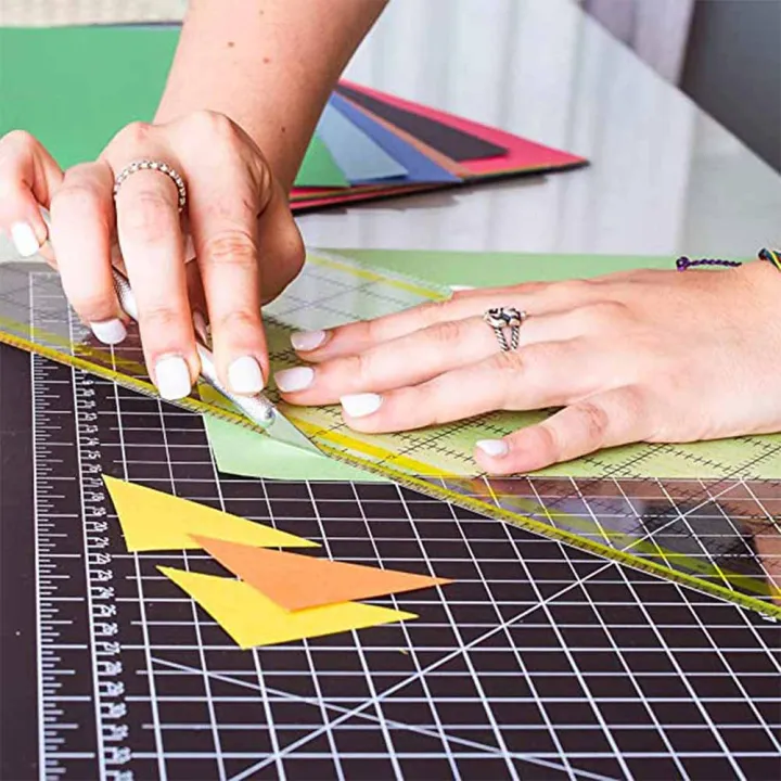 High%20Quality%20Pen%20Knife%20with%205%20Interchangeable%20Sharp%20Blades%20%20for%20Carving%20and%20Mat%20Cutting%20as%20a%20Mobile%20Phone%20PCB%20DIY%20Repair%20crafting%20knife%20sticker%20cutter%20paper%20cutter.%20%20For%20precision%20cutting%20art%20and%20Tools%20-%20Image%205