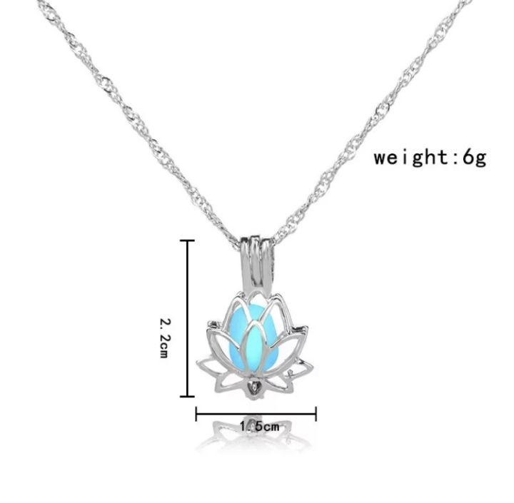 Glow%20In%20The%20Dark%20Necklace%20Flower%20Necklaces%20for%20Woman%20Hollow%20Water%20Drop%20Pendant%20-%2001%20-%20Image%202