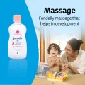Johnson's Baby Gift Pack with Pouch. 