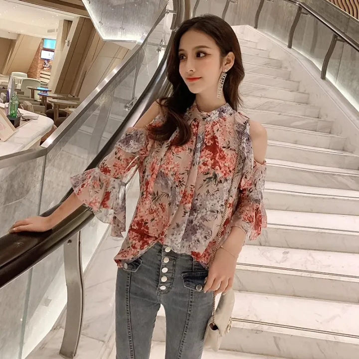 off-the-Shoulder%20Floral%20Chiffon%20Blouse%20Women's%20Summer%20Wear2023New%20Fashionable%20Korean%20Style%20Temperament%20Shirt%20Loose%20Bell%20Sleeve%20Top%20-%20Image%206