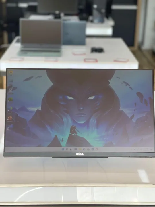 Dell%20P2418HT%20Touch%20Screen%20Monitor%20-%20Image%204