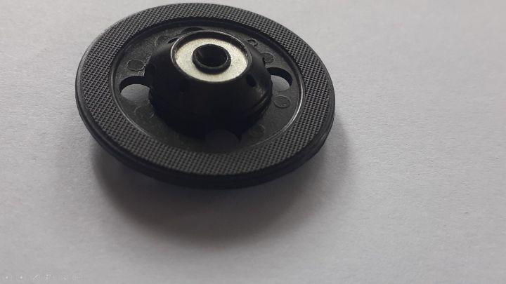 DVD%20CD%20Player%20Motor%20Optical%20Tray%20Drive%20Spindle%20with%20Magnet%20Turntable%20Hub%20Spindle%20-%20Image%207