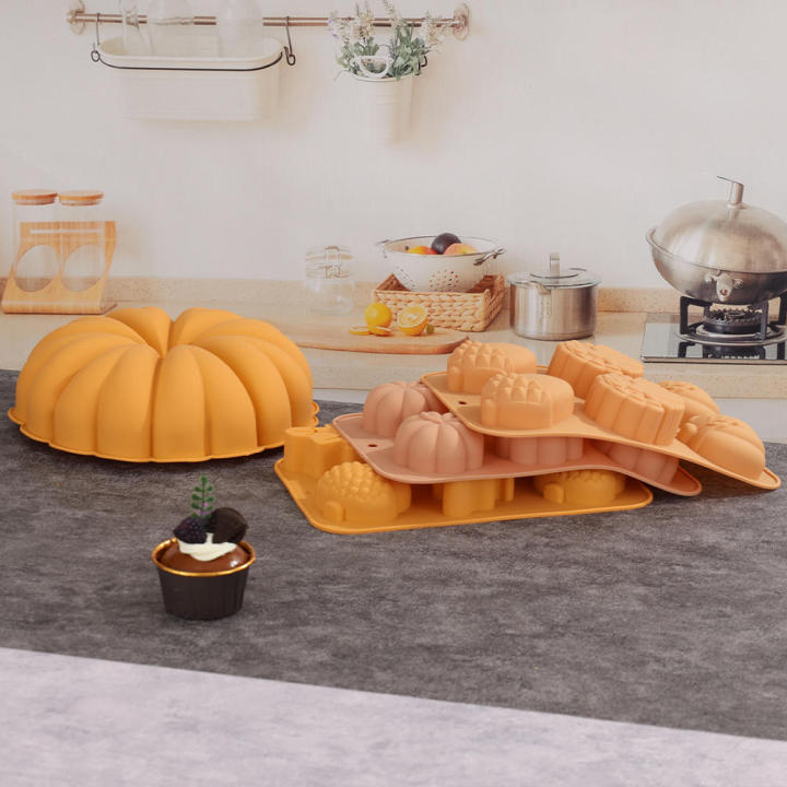 Easy to clean Pumpkin cake mold High-quality Flexible mold Durable silicone Silicone bakeware pan Halloween-themed Non-stick surface Chocolate mousse mold for Halloween party decorations Thanksgiving dessert making DIY baking at home Professional pastry