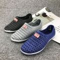 Hole Shoes Men's Summer Student Beach Shoes Breathable Closed Toe Sandals Plastic Net Lovers Shoes Non-Slip Shoe Cover Lazy Shoes. 