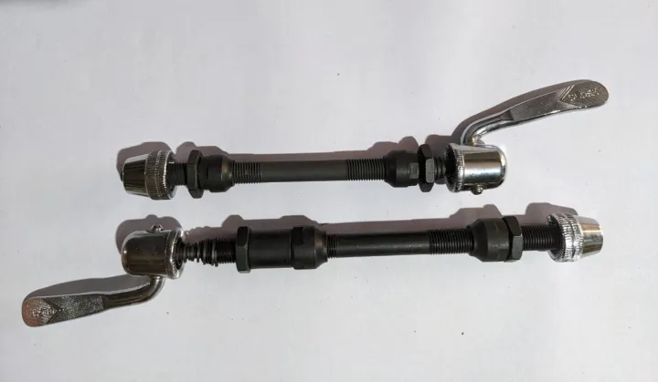 Bicycle%20Hub%20Axle%20Quick%20Release%20Taiwan%20Front%20and%20Rear%20Steel%20Complete%20Set%20Bicycle%20Accessories%20-%20Image%202