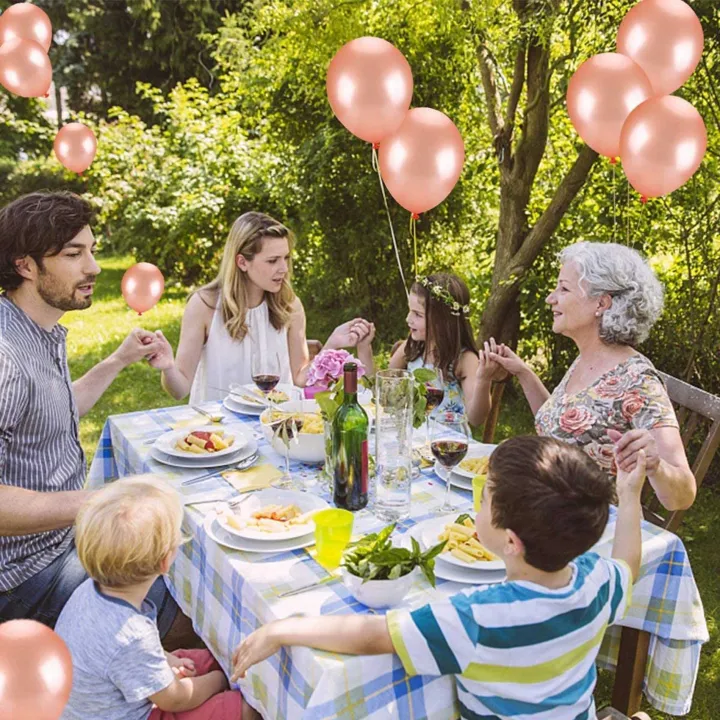 Rose%20Gold%20Party%20Decor%20with%20Happy%20Birthday%20Banner,%20Heart%20Star%20Confetti%20-%20Image%204