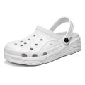 2023 Clog Sandals Slippers For Men Flat Fashion Summer Casual Man Garden Shoes Outdoor Beach Clogs Shoes Crocks Sandales Homme. 