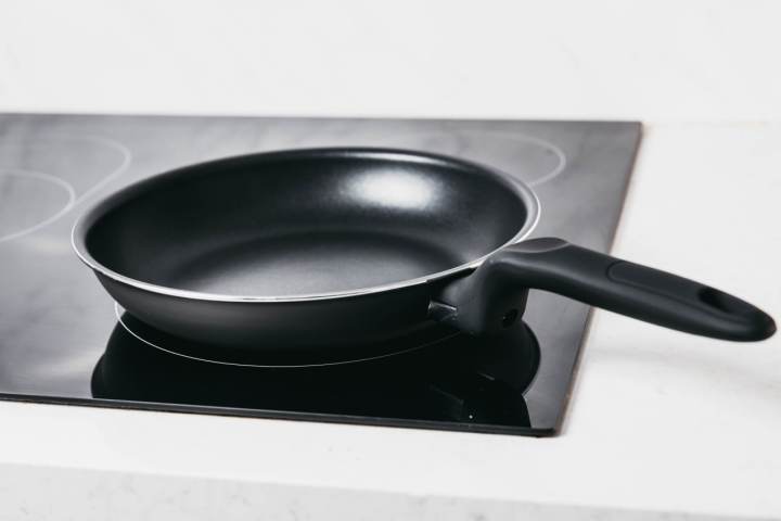 KITCHEX%20Nonstick%20Fry%20Pan%2024cm%20-%20Image%205