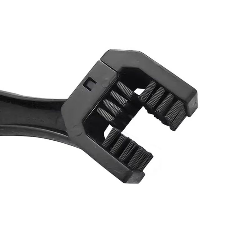Easy%20To%20Use%20Universal%20Motorcycle%20Chain%20Brush%20Professional%20Encryption%20Highway%20Bike%20Chain%20Cleaner%20Three-sided%20Dual-Head%20Design%20Mountain%20Bike%20Chain%20Brush%20Cleaner%20for%20Honda%20Adv%20150%20Mt09%202021%20Gs%201250%20Kawasaki%20Ninja%20650%20Nc750X%20-%20Image%208