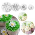 3pcs/set Gerbera Daisy Flower Petal Cake Mold Plunger Fondant Cookie Cutters Baking DIY Cake Decorating Tools For Christmas A111. 