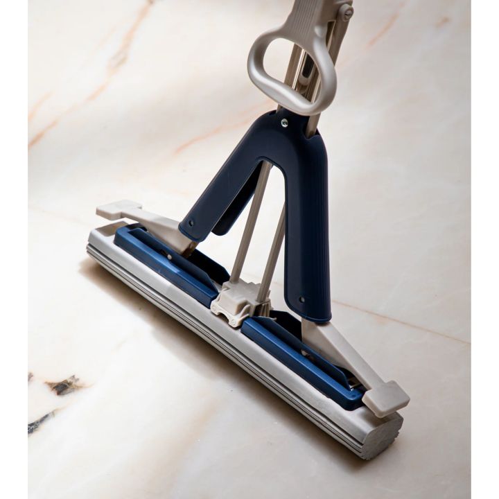 FOLDING%20PVA%20SPONGE%20MOP%2038cm.%20PVA%20Mop%20that%20can%20effectively%20squeeze%20out%20water%20by%20folding%20in%20two%20-%20Image%204