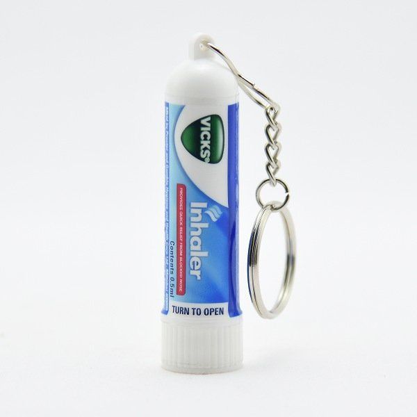 VICKS%20Inhaler%20Provides%20Quick%20Relief%20from%20Blocked%20Nose%20-%20Image%202