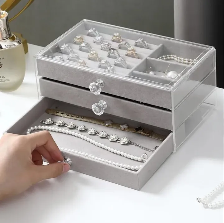 Jewelry%20Storage%20Box%20With%203%20Layers/1%20Layer%20Large%20Capacity%20Rounded%20Corners%20Velvet%20Interior%20Earrings%20Rings%20Organizer%20Storage%20Case%20-%20Image%205