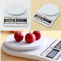 10kg/1g Digital LCD Electronic Kitchen Scale (SF-400). 