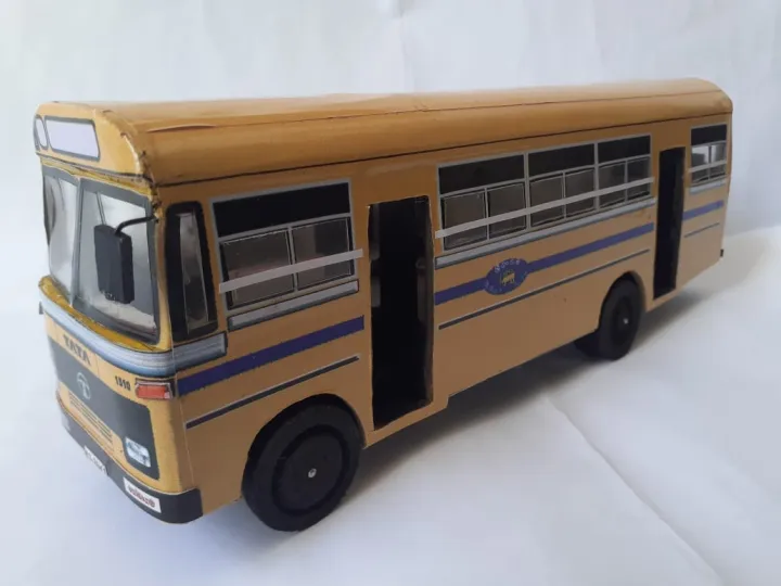 TATA%20hand%20made%20Bus%20-%20Image%203