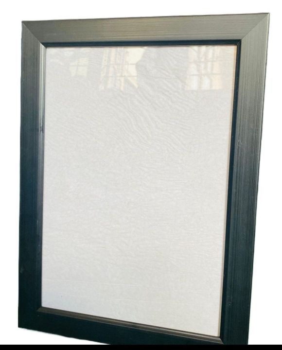 8%C3%9712%20inches%20size%20photo%20frame%201"%20Black%20-%20Image%202