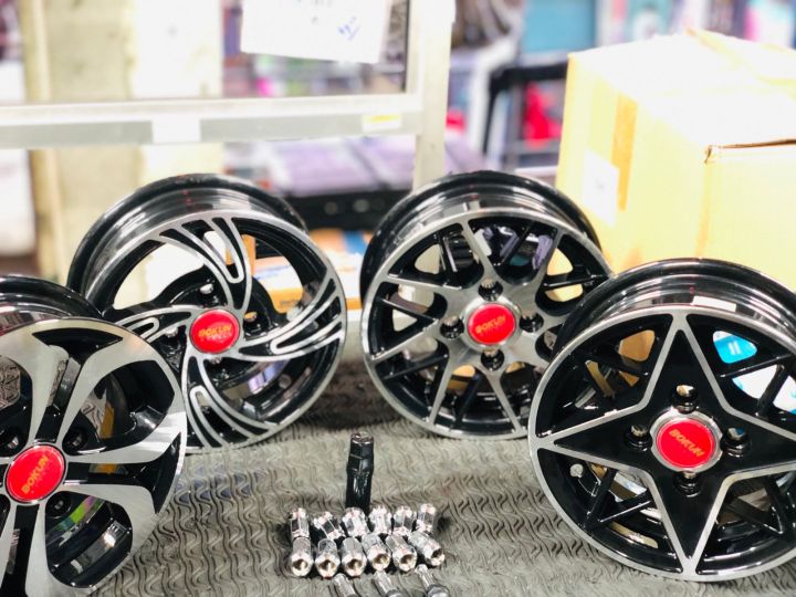 three wheel alloy wheel