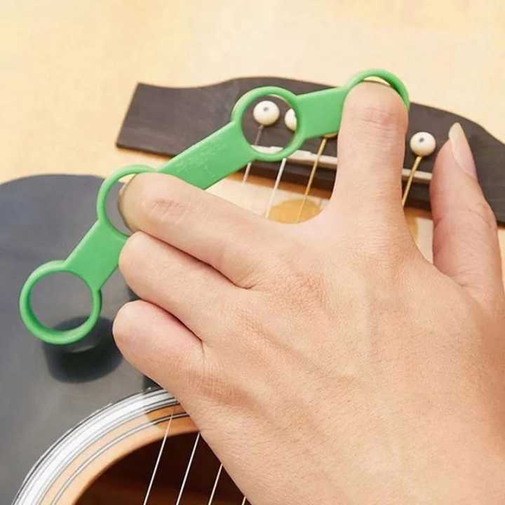 Guitar%20Finger%20Extender%20-%20Image%202