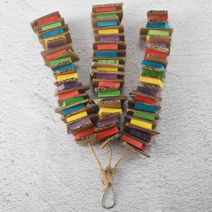 NAMUNY%20Parrot%20Toys%20for%20Large%20Birds%20Cardboard%20Big%20Bird%20Toys%20African%20Grey%20Parrot%20Toys%20Natural%20Wooden%20Bird%20Cage%20Chewing%20Toy%20with%20Clip%20-%20Image%203