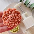 Ten-petal Lotus Seed Moon Cake Mold 75g 3D Hand-pressed Plastic Mooncake Mold Chinese Dessert Cake Baking Tool for Festival. 