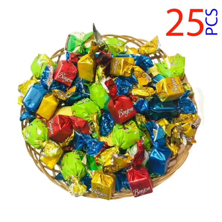 Delicious%20Color%20Wrapped%20Chocolates%20(20pcs)%20-%20Image%202