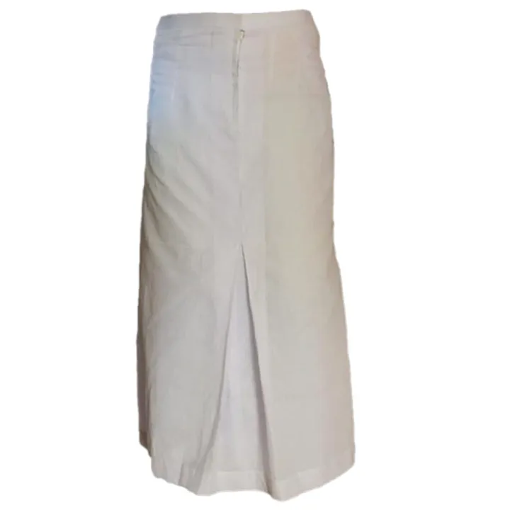 Customizable%20Underskirt%20for%20Women%20Adjustable%20Fit%20-%20Image%202