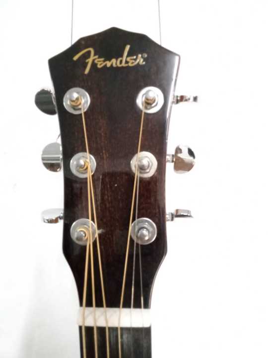 Fender%20CD-140SCE%20Spruce%20Solid%20Top%20%7C%20Rosewood%20Cutaway%20Dreadnought%20Electro%20Acoustic%20Guitar%20(Natural)%20-%20Image%204