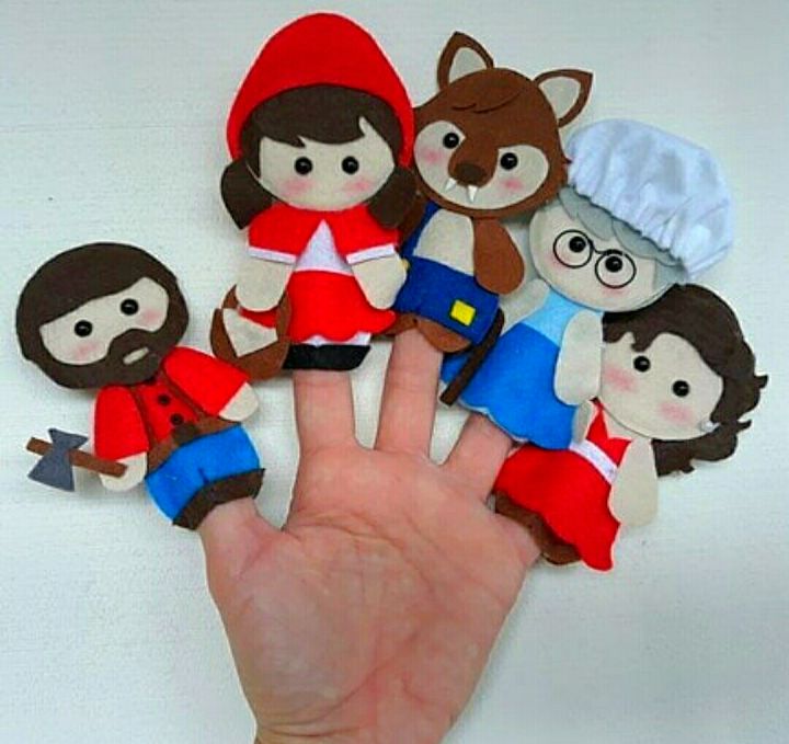 Little Red riding hood  Finger puppets for children.