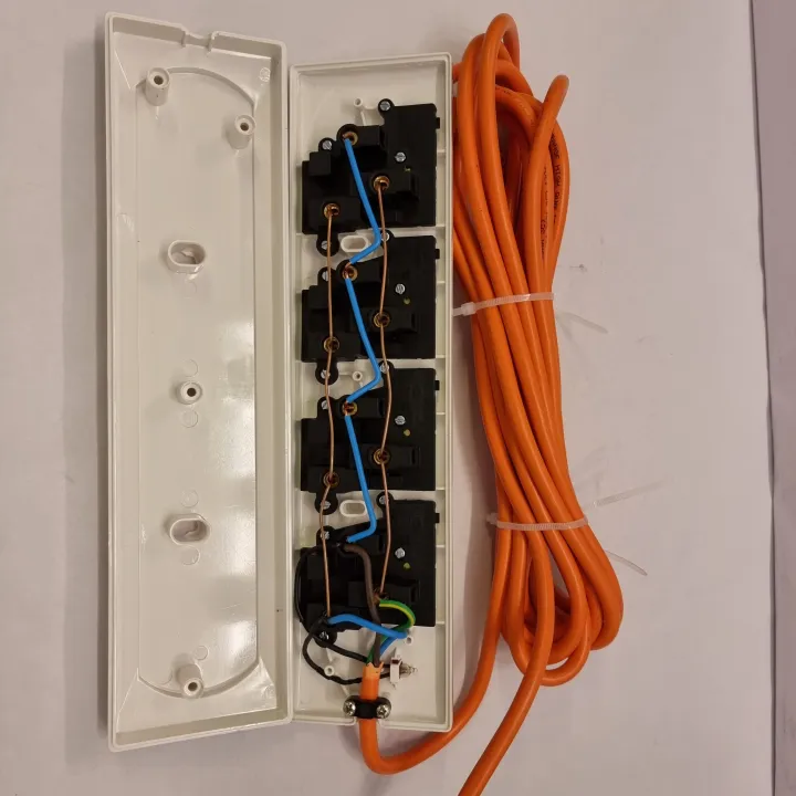 ORANGE%20Extension%20Cord%20-%2010%20Meter%20-%20Wire%20Cord%20-%2013A%20Trailer%20Multi%20Socket%20-%20Image%203