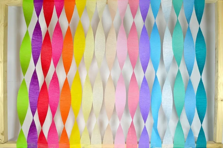 1/2"%20Paper%20Crapes%20Crepe%20Paper%20Ribbon%20Birthday%20Party%20Decoration%20-%20Image%203