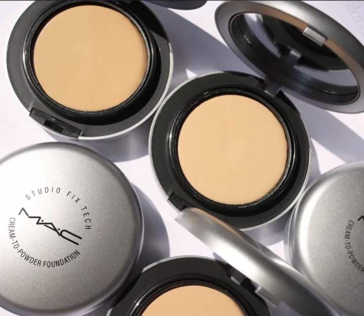 MAC%20Studio%20Fix%20Tech%20Cream-To-Powder%20Foundation%2010g%20-%20Image%203