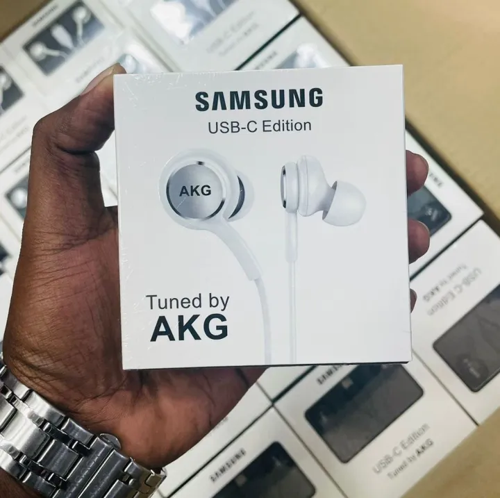 Samsung AKG Type c Handsfree Galaxy S22 Ultra/ S22/S21 FE 5G/S21+/S21/S20/S20 FE/Note 20 Ultra/Note 20/Note 10+/Note 10/Z Fold3 5G/Z Fold2 5G/Z Flip3 5G/ Z Flip 5G/ Galaxy /A73 5G/A53 5G/A33 5G/A90 5G/ A80/ A60/ A8s/M52 5G/ M40/ Fold 5G/ Tab S8 Ultra/ Tab