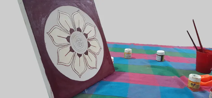 Sri%20Lankan%20Traditional%20Flower%20Design%20Wall%20Decor%20-%20Image%204