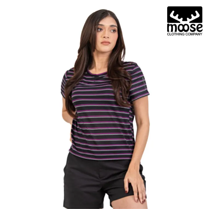 Moose Women's Crew Neck T-Shirt - C-15
