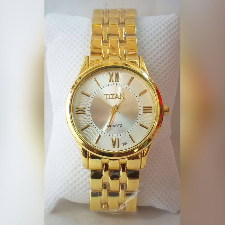 Ladies women luxury Gold Watch