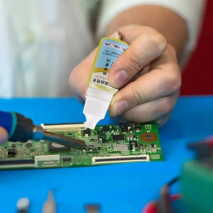 LibiSpecial%20solder%20paste%20Soldering%20Flux%20Liquid%200.33oz%20Aluminum%20Metal%20Electronics%20Copper%20Soldering%20Flux%20No%20Water%20Cleaning%2018650%20Battery%20Soldering%20Fluidhand%20tools%20-%20Image%202