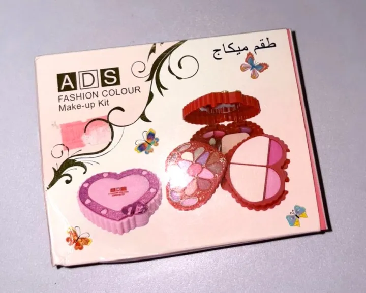 ADS%20Fashion%20Makeup%20Kit%20Best%20For%20You%20Fantastic%20Colour%20Land%20-%20Image%203
