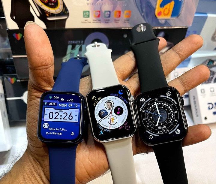 series%208%20Smartwatch%202.0%20inch%20HW8%20PRO%20MAX%20Smart%20Watch%20Reloj%20inteligente%20BT%20call%20HW8PROMAX%20watch%208%20HW8%20PROMAX%20NFC%20-%20Image%203