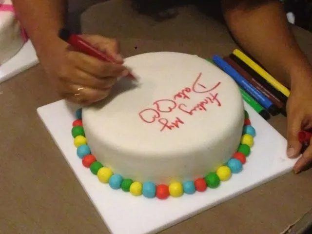 Food%20coloring%20Pens,Edible%20Marker,Gourmet%20Writers%20for%20Decorating%20Fondant,Cakes,%20Cookies%20-%20Image%204
